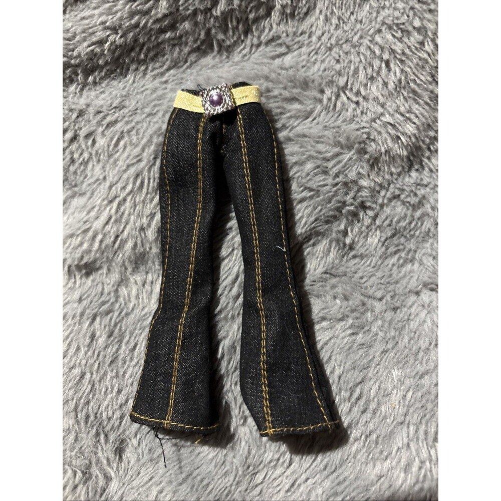 BRATZ Doll Jade Spring Fling Jeans with Belt 2003 Replacement G1 G2 G3 MH Dolls